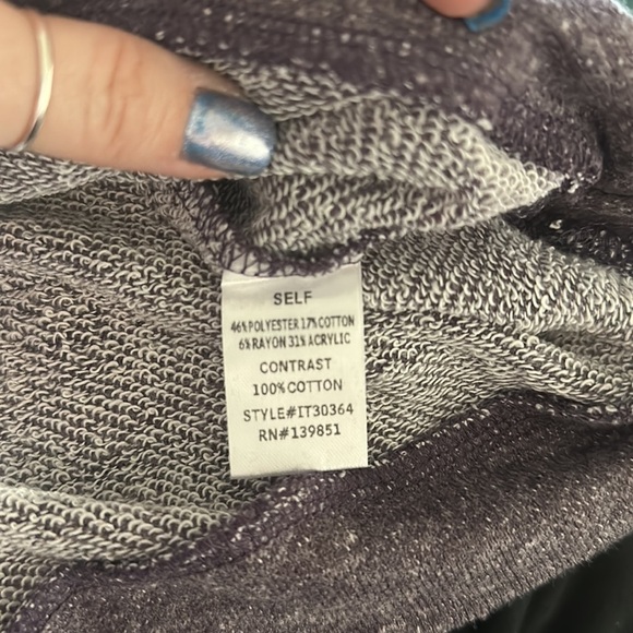 Small sweater purple fringe - Picture 5 of 5